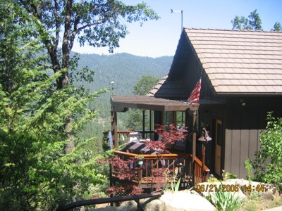 View of the kitchen deck from the driveway